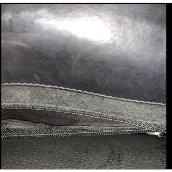 Mark Cross Black Leather Messenger Bag With Silver Hardware - Picture 5 of 12